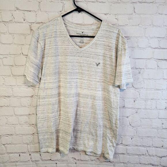 Men's American Eagle "Flex" V-Neck shirt, size large - Picture 1 of 3